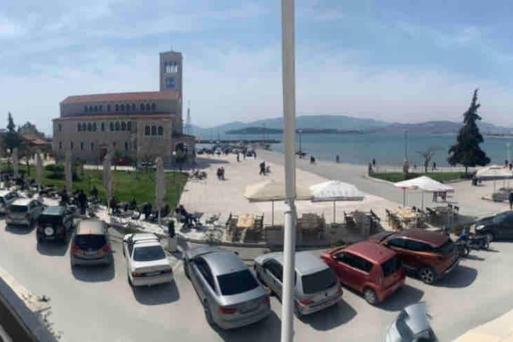 *Oasis* Best View Jacuzzi New Central Apartment Volos Bagian luar foto